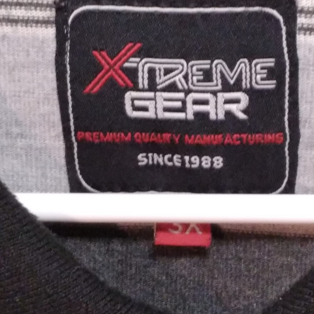 (#11) Men's Black and White Stripped Xtreme Gear Collar Shirt (Size 3XL) - Picture 10 of 12